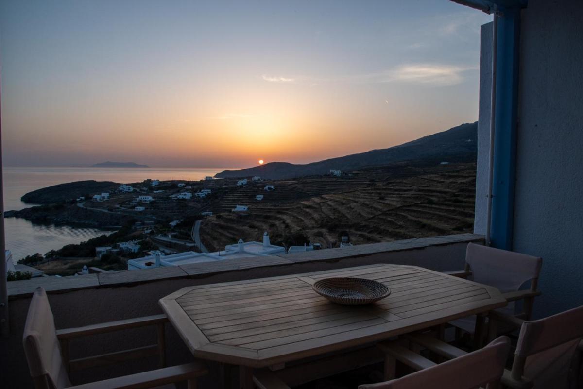 Iliopetra Residence Agios Romanos Ngoại thất bức ảnh