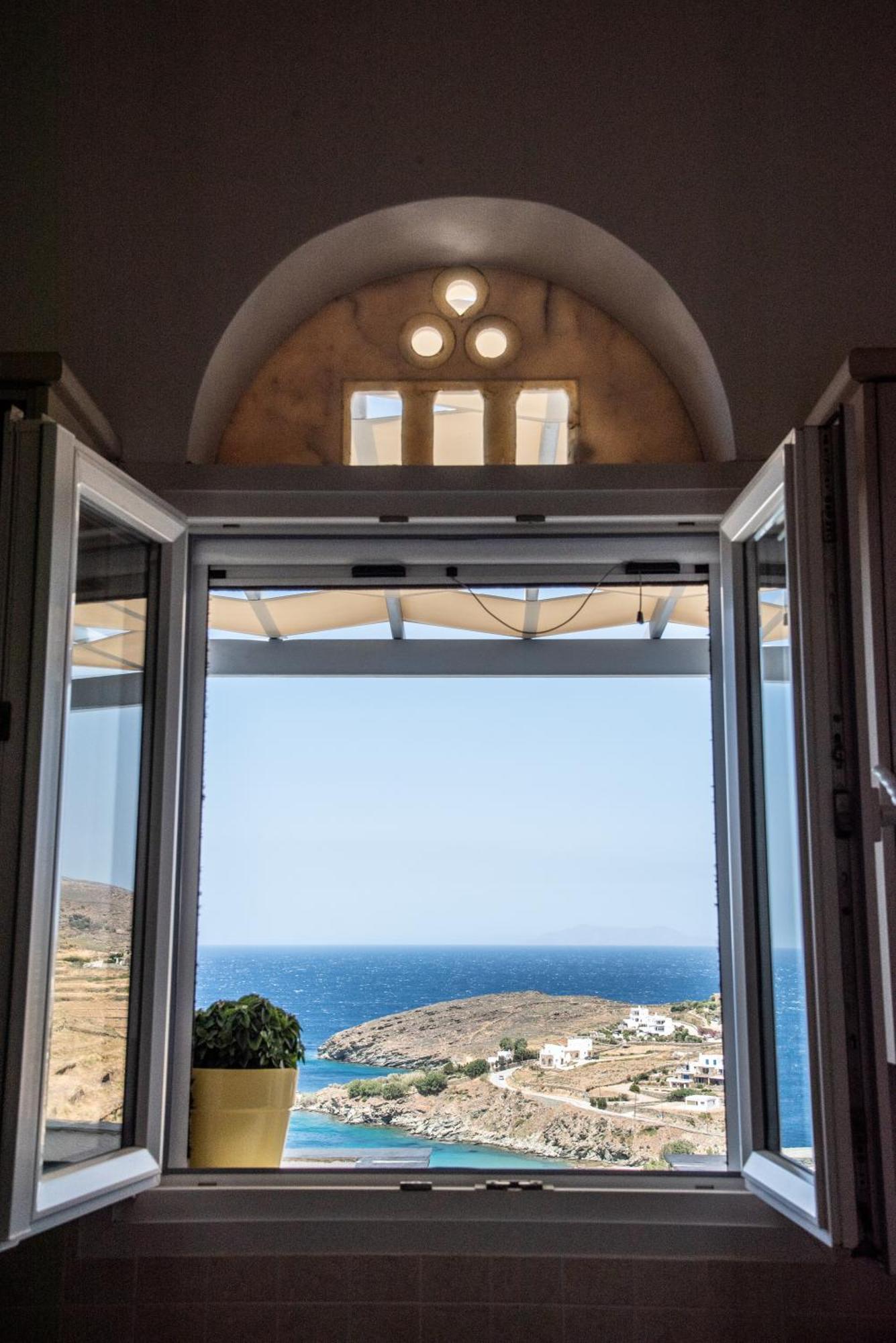 Iliopetra Residence Agios Romanos Ngoại thất bức ảnh