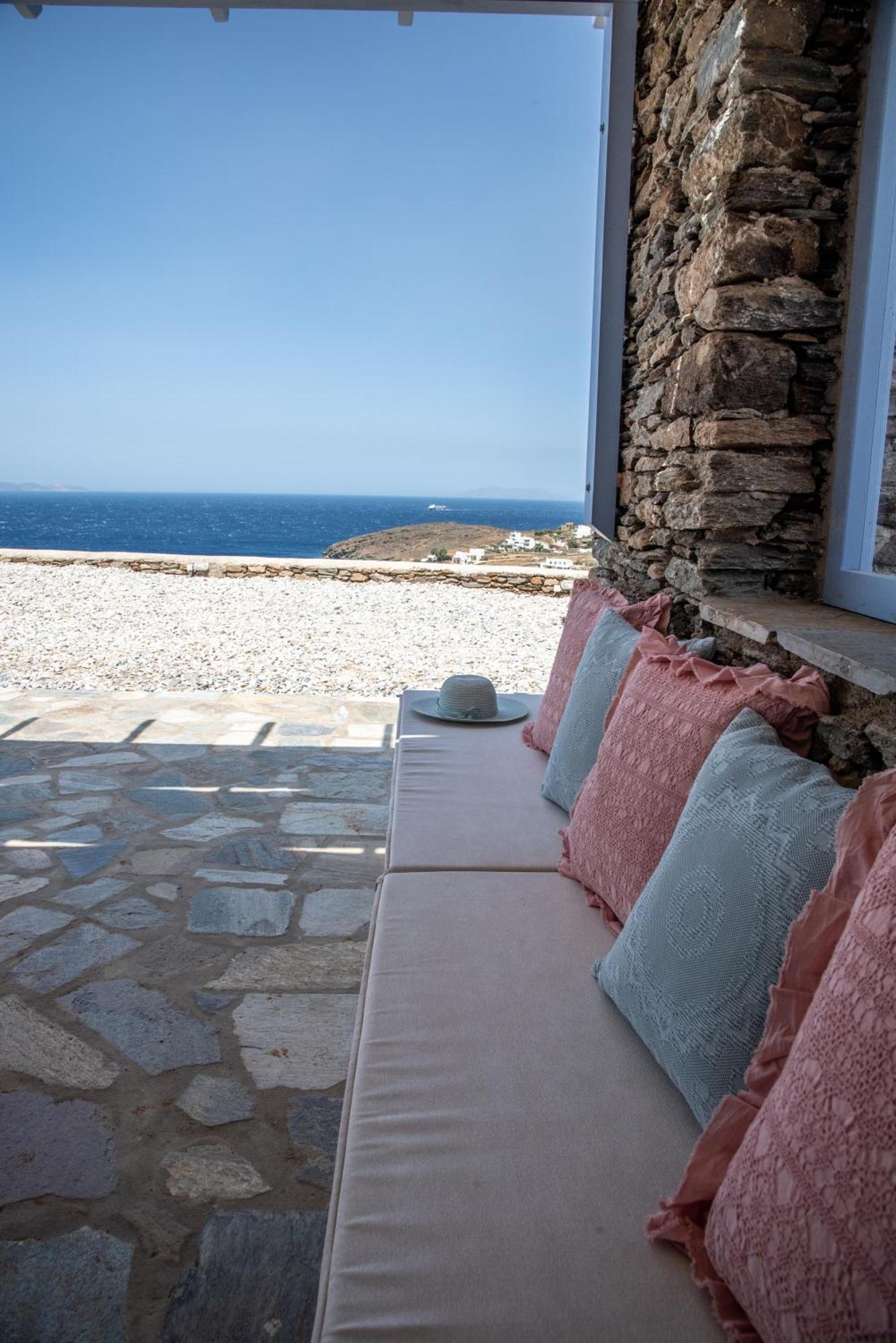 Iliopetra Residence Agios Romanos Ngoại thất bức ảnh