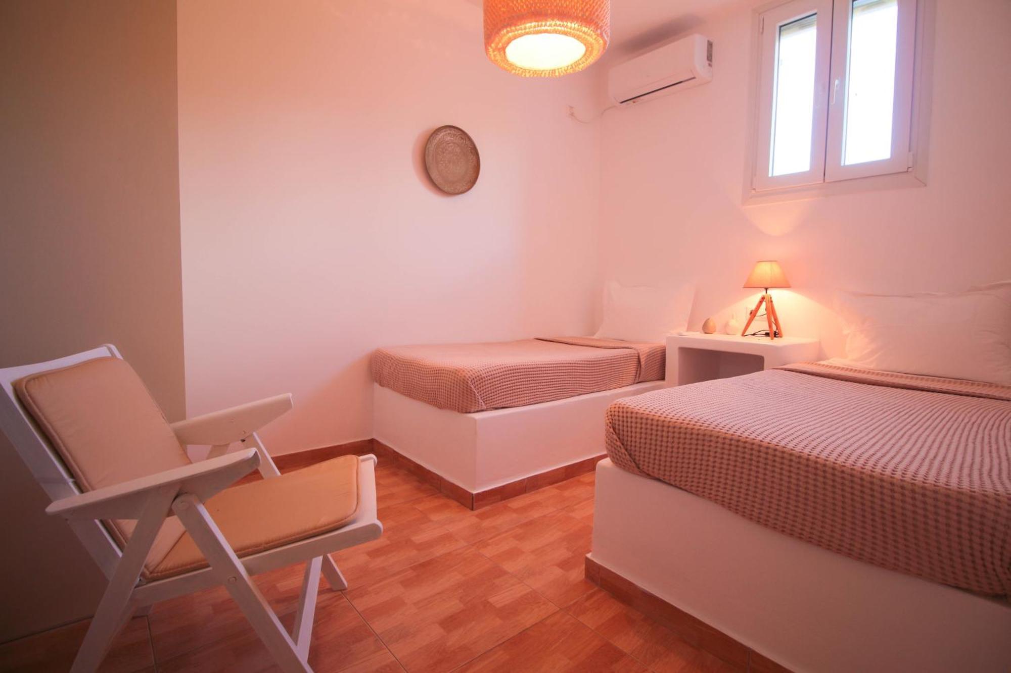 Iliopetra Residence Agios Romanos Ngoại thất bức ảnh